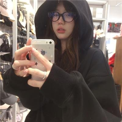 女鬼来敲门